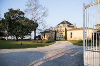 tarifs reservation hotels Château Cordeillan-Bages