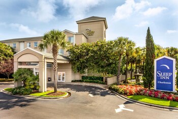 Sleep Inn Charleston in Charleston, South Carolina