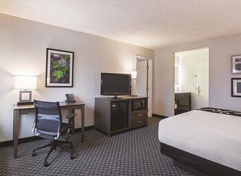 Standard Room, 2 Double Beds