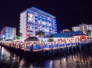 Sands Harbor Resort and Marina (No Resort Fee) Sands Harbor Resort and Marina (No Resort Fee)