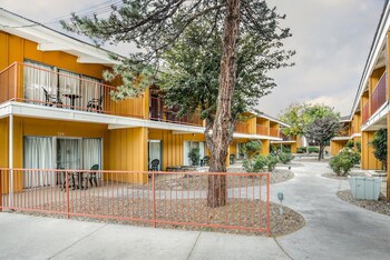Econo Lodge new Reno-Sparks Convention Center in Reno, Nevada