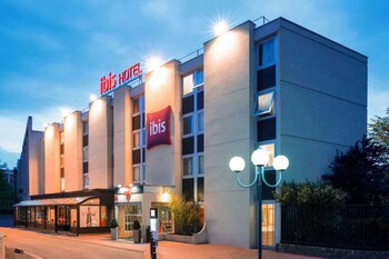 tarifs reservation hotels ibis Paris Gennevilliers