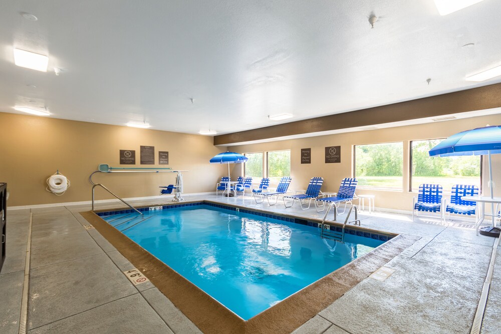 Comfort Inn Suites North Aurora Naperville Kane Price