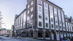 First Hotel Marin