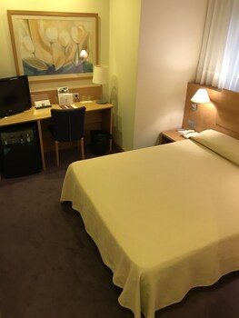 Pokój dwuosobowy, podstawowy