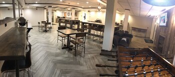 CrestHill Suites SUNY University Albany in Albany, New York