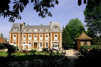 tarifs reservation hotels Château Corneille