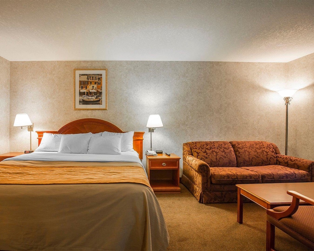 Comfort Inn Lethbridge Hotel Details Page Makemytrip Com