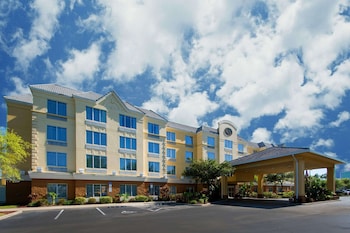 Comfort Suites Near Universal Orlando Resort