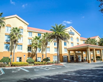 Comfort Inn & Suites in Sanford, Florida