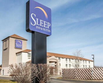 Sleep Inn & Suites Near I-90 and Ashtabula in Austinburg, Ohio