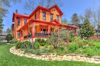 Hill House Bed & Breakfast Hill House Bed & Breakfast