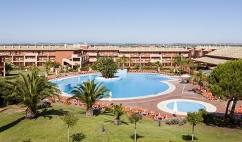 Aparthotel ILUNION Sancti Petri Aparthotel ILUNION Sancti Petri