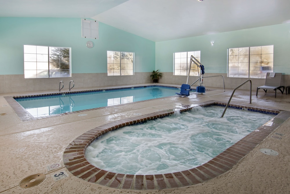 Quality Inn Suites Of Liberty Lake Spokane 9 6 Price