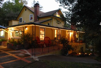 Sonoma Orchid Inn in Forestville, California