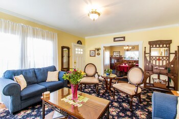 Shady Oaks Country Inn Shady Oaks Country Inn