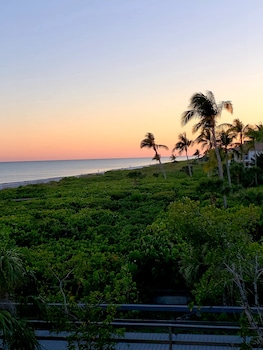 Sanibel Siesta on the Beach Sanibel Siesta on the Beach