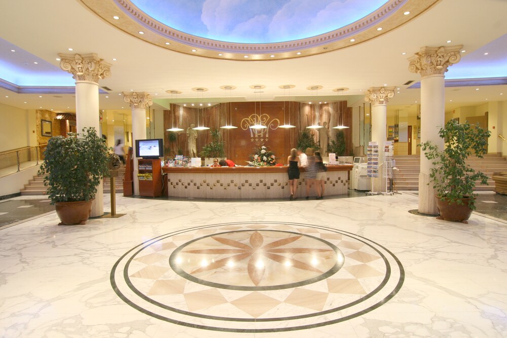 Palm Beach Hotel Alicante 5 8 Price Address Reviews Palm Beach Hotel Alicante 5 8