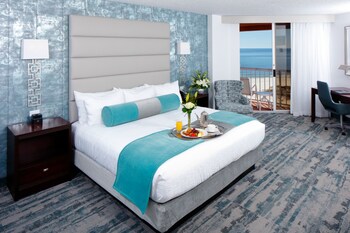 Room, 1 King Bed (Gulf Front)