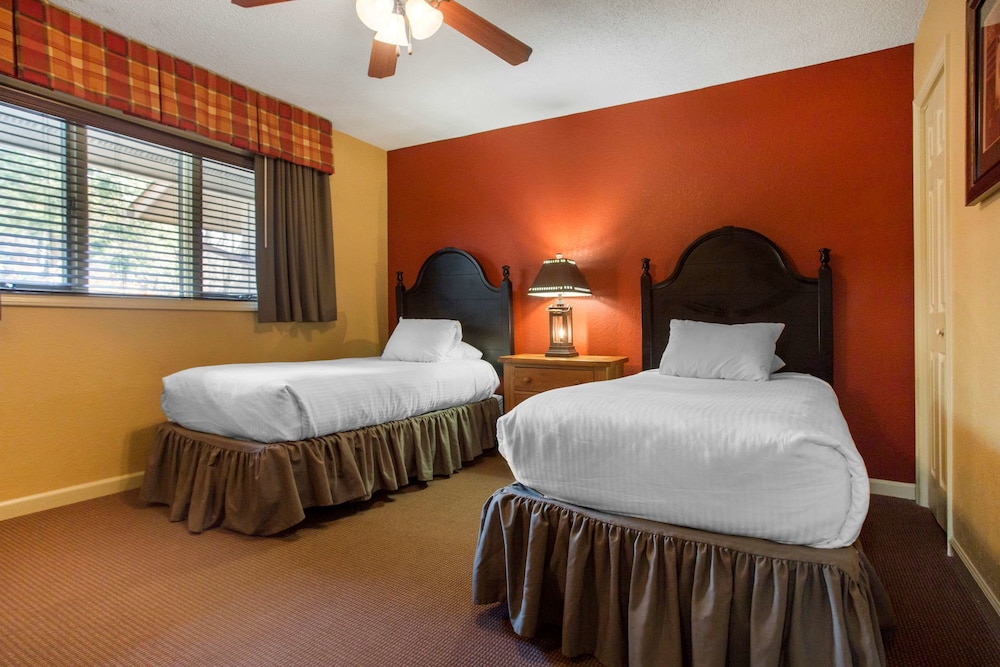 Bluegreen Vacations Blue Ridge Village An Ascend Resort Avery
