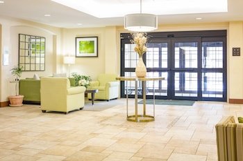 Holiday Inn Manchester Airport in Manchester, New Hampshire