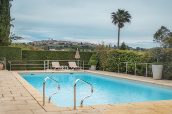 Hôtel Alain Llorca Hôtel Alain Llorca