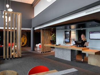 tarifs reservation hotels ibis Caen Porte De Bretagne