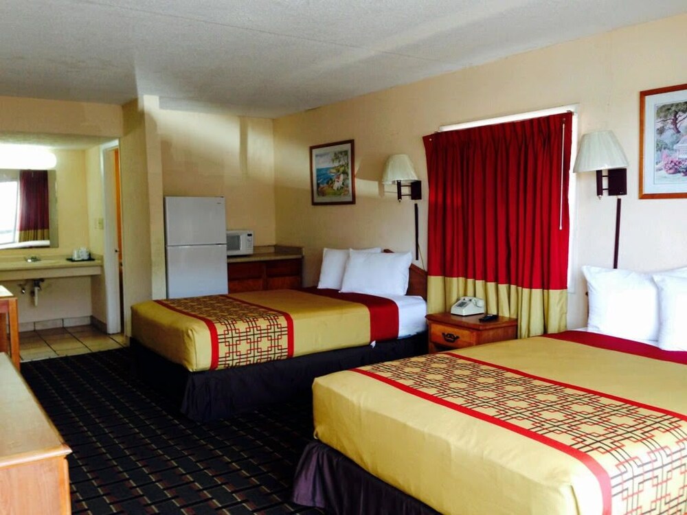 Hy Holiday Motel Myrtle Beach Sc Hotel Price Address Reviews Hy Holiday Motel Myrtle Beach Sc