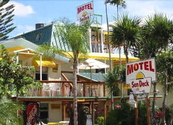 Sun Deck Inn and Suites Sun Deck Inn and Suites