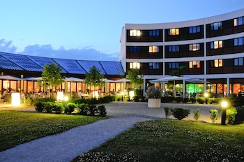 tarifs reservation hotels Hotel Archamps Porte Sud de Geneve