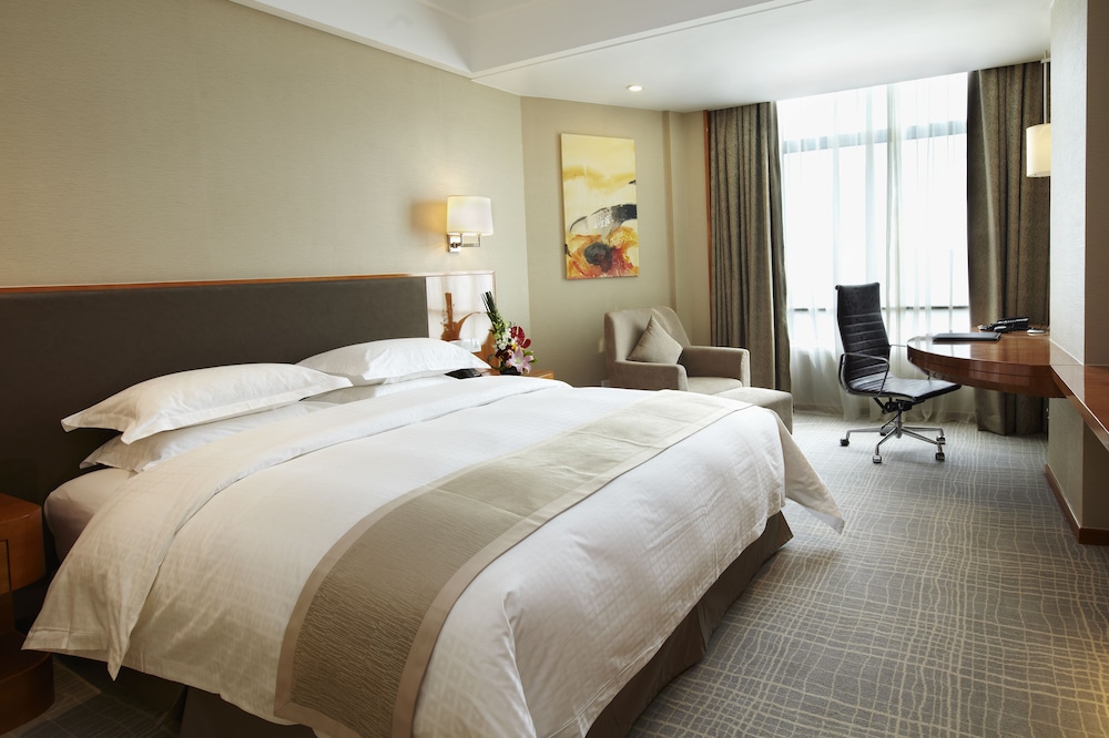 Hotels Near Shanghai Pudong International Airport Book Ramada Plaza Shanghai Pudong Airport