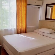 瑪佳迪河畔旅舍