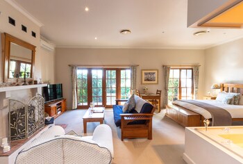 Strathearn Park Lodge Strathearn Park Lodge