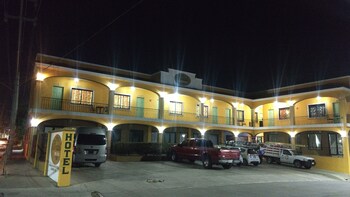 Hotel Plaza Los Dorados Hotel Plaza Los Dorados