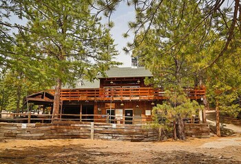 Idyllwild RV Resort - Caravan Park Idyllwild RV Resort - Caravan Park
