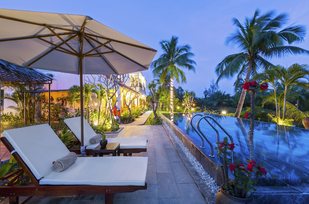 10 Best Hotels In Hoi An Most Popular Budget - Ultra Modern Pool And Patio East 10 Best Hotels In Hoi An Most Popular Budget - Ultra Modern Pool And Patio East
