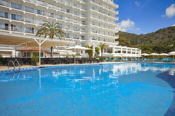 Universal Hotel Castell Royal Universal Hotel Castell Royal