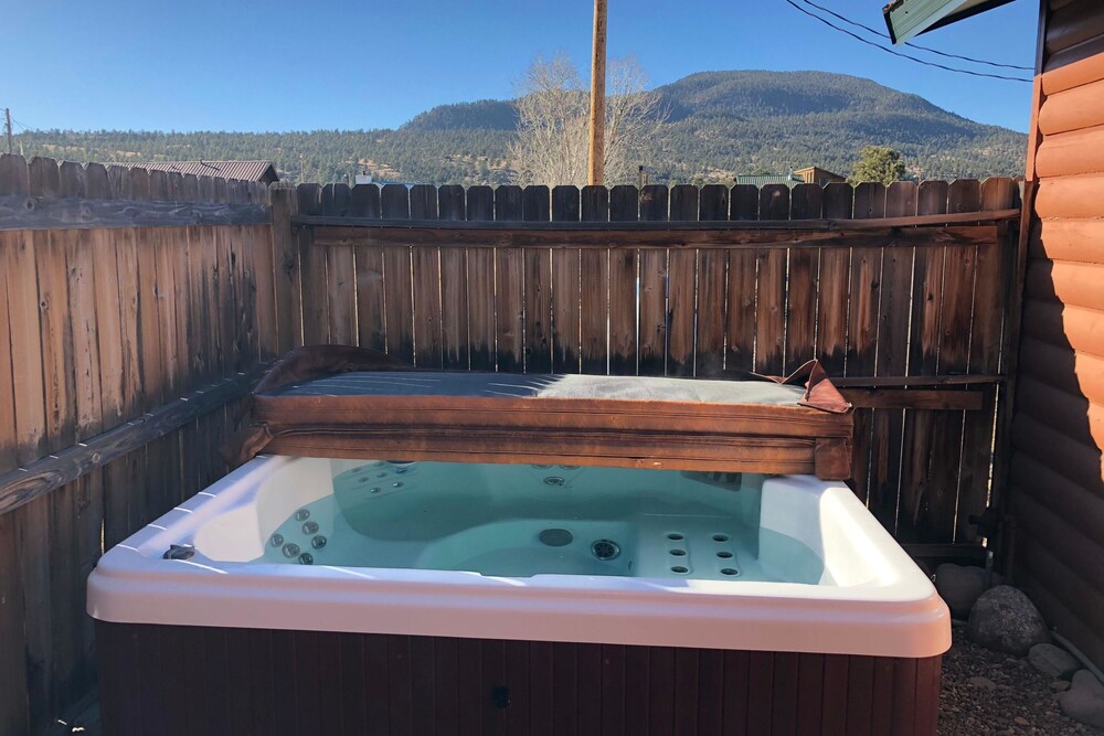 Foothills Lodge And Cabins Rio Grande Price Address Reviews