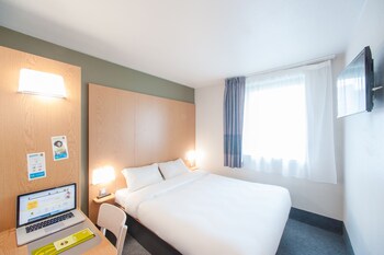B&B Hôtel Clermont Ferrand Nord Riom B&B Hôtel Clermont Ferrand Nord Riom