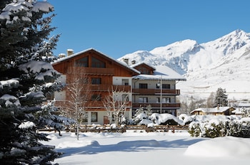 Montana Lodge & Spa Montana Lodge & Spa
