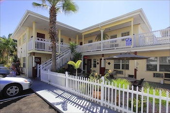 Silver Sands Motel Silver Sands Motel