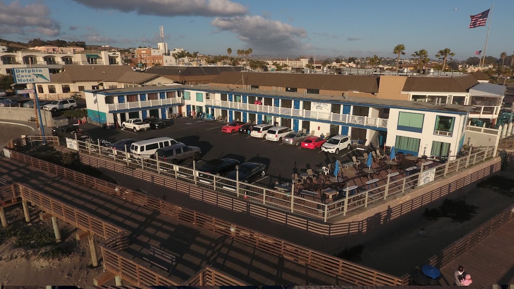 Pismo Beach Dolphin Cove Motel San Luis Obispo Price Address Reviews Pismo Beach Dolphin Cove Motel San
