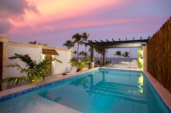 Chateau del Mar Chateau del Mar