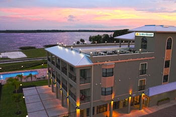 Key West Resort on Lake Dora in Tavares, Florida