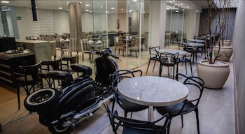 AlphaPark Hotel AlphaPark Hotel