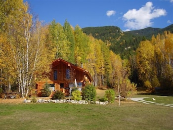 Blaeberry Mountain Lodge Blaeberry Mountain Lodge