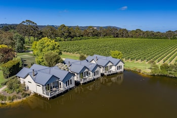 Lakeside Villas at Crittenden Lakeside Villas at Crittenden