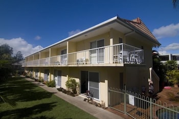 Bayshores Holiday Apartments Bayshores Holiday Apartments