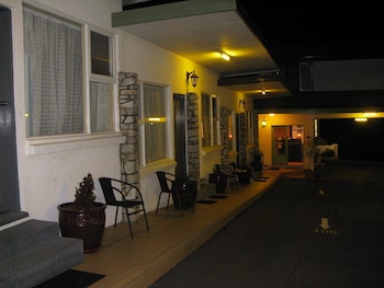 White Manor Motel White Manor Motel
