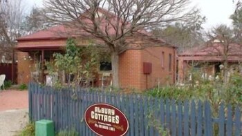 Albury Cottages Albury Cottages